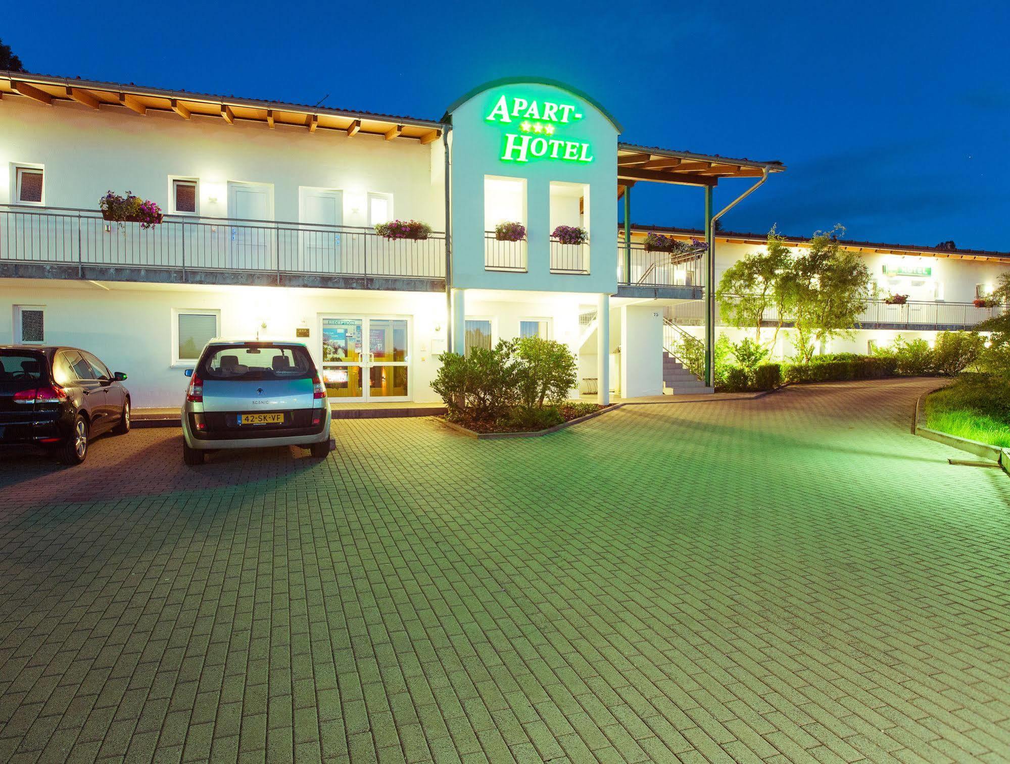Apart Hotel Weimar Exteriör bild